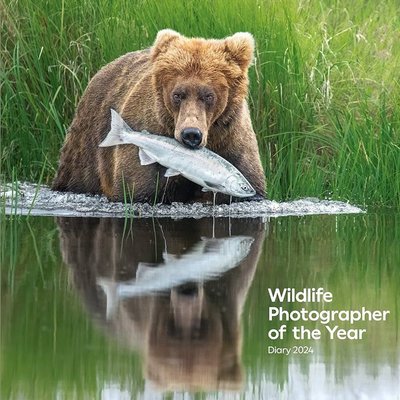 Wildlife Photographer of the Year: Desk Diary 2024 Image