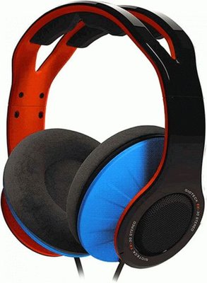 Gioteck TX-30 Stereo Game & Go Wired Headset Image