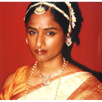 Priya Ragu - Damnshestamil Image
