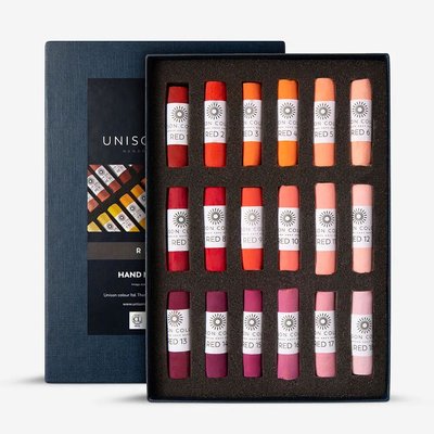 Unison Colour Red Soft Pastel Set (Set of 18) Image