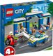 LEGO City Police Station Chase (172 Pieces): 
