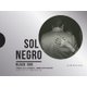 Sol Negro / Black Sun: Women in Photography (English, Spanish, Hardcover): Vv. AA.