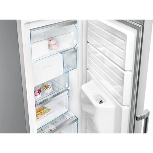 Siemens iQ700 GS36DPI20 Freezer with Indoor Ice Dispenser Kitchen